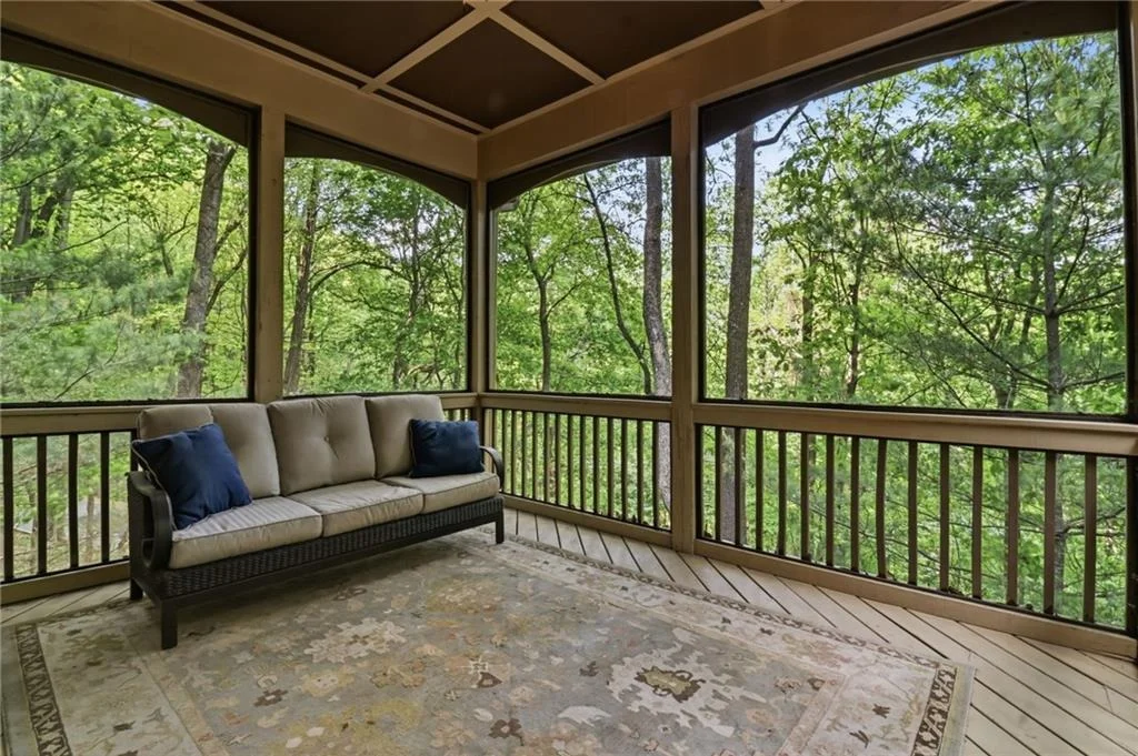 Photo of 1105 Valley View Drive