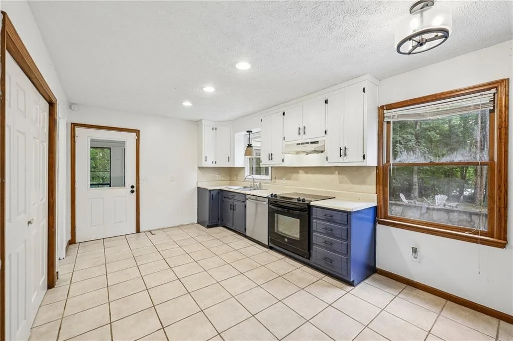 Photo of 9080 Pine Tree Circle