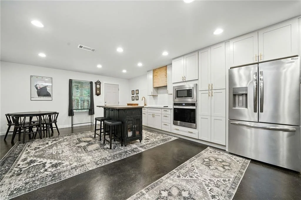 Photo of 160 Crest Brooke Drive