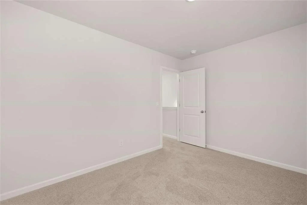 Photo of 302 Friendship Oak Way