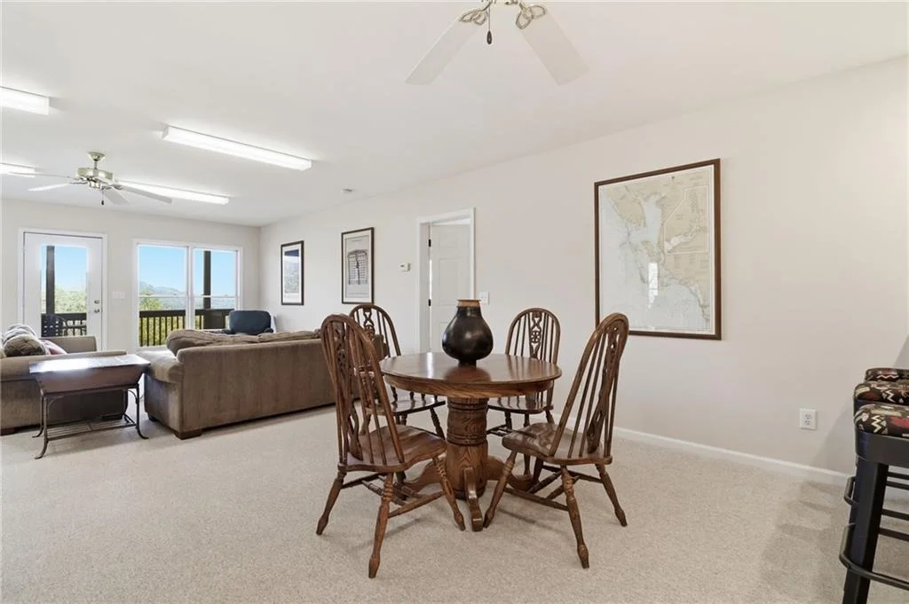 Photo of 1692 Ridgeview Drive