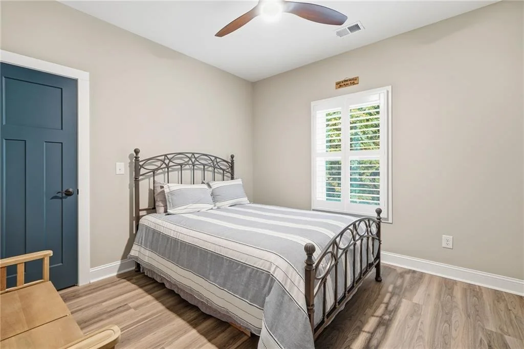 Photo of 221 Windsor Way