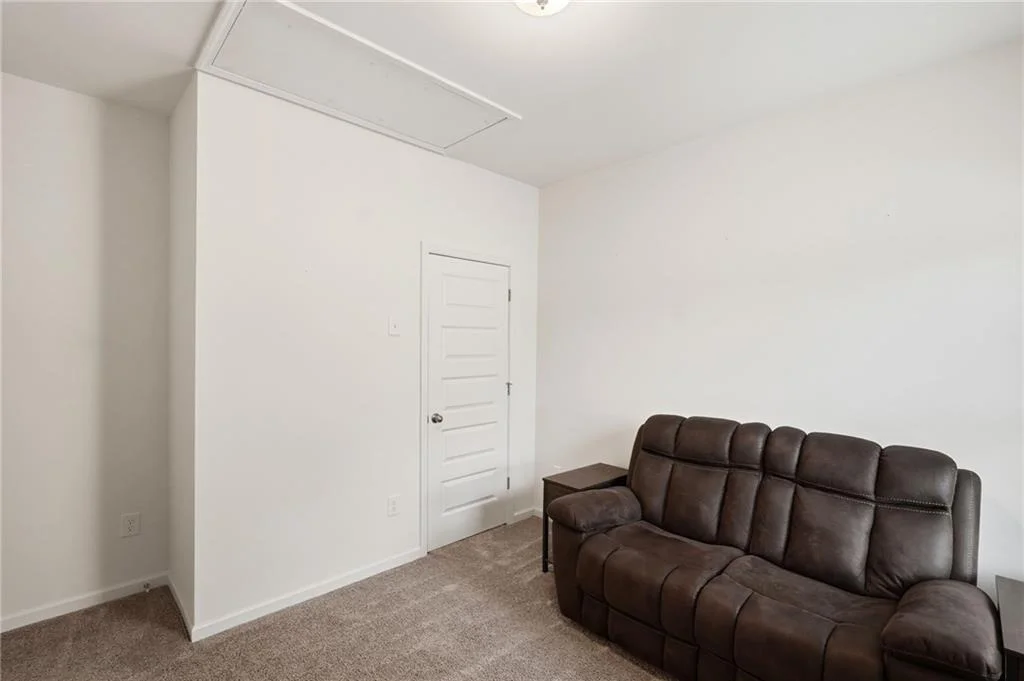Photo of 175 Crossroad Circle