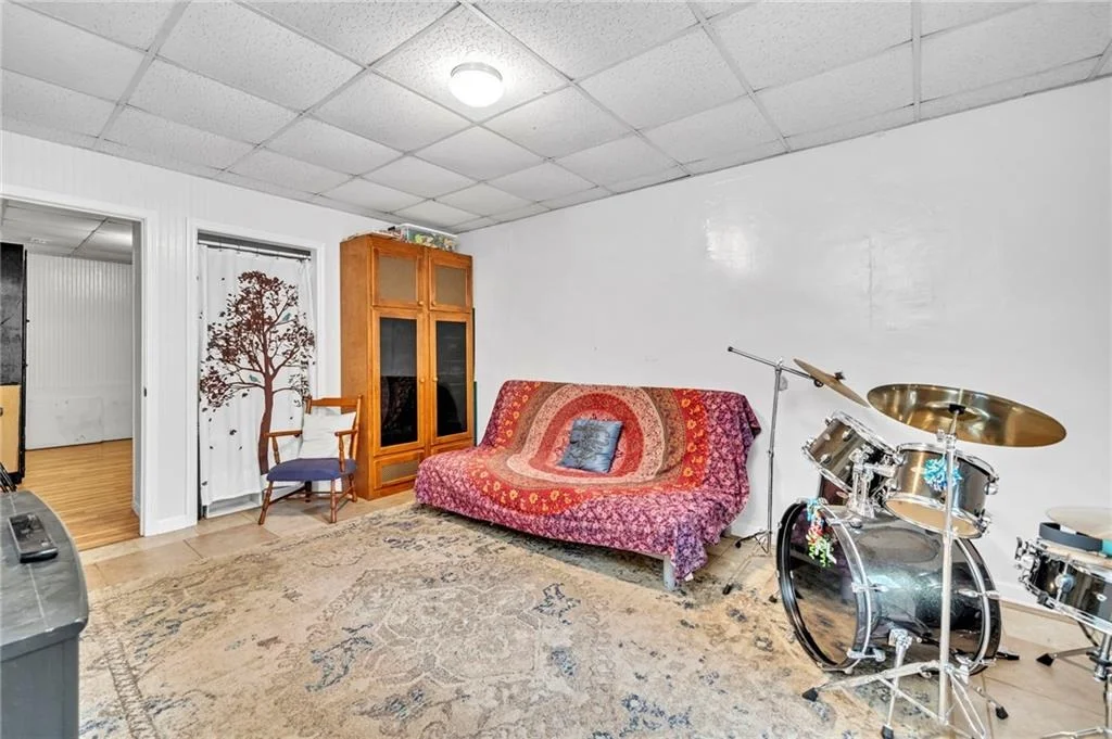 Photo of 1250 Sutton Road