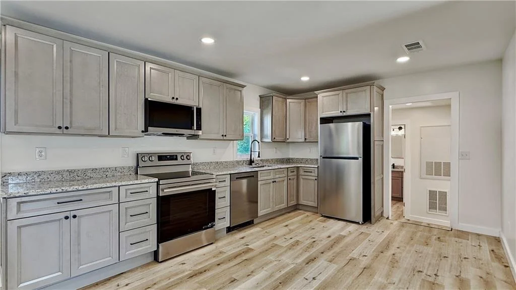 Photo of 1051 Cavender Road SE