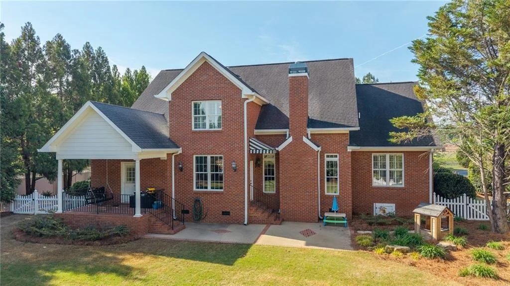 Photo of 203 Laurel Creek Road SE