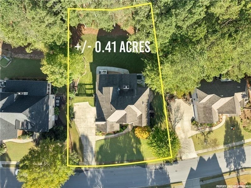 Photo of 385 Graves Road