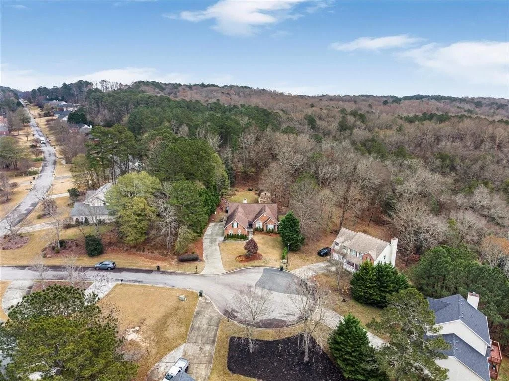 Photo of 402 Arbor Circle SW
