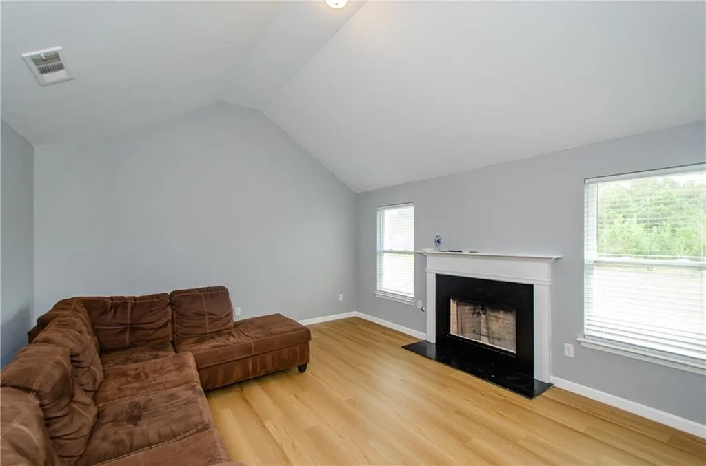 Photo of 930 Buckingham Cove