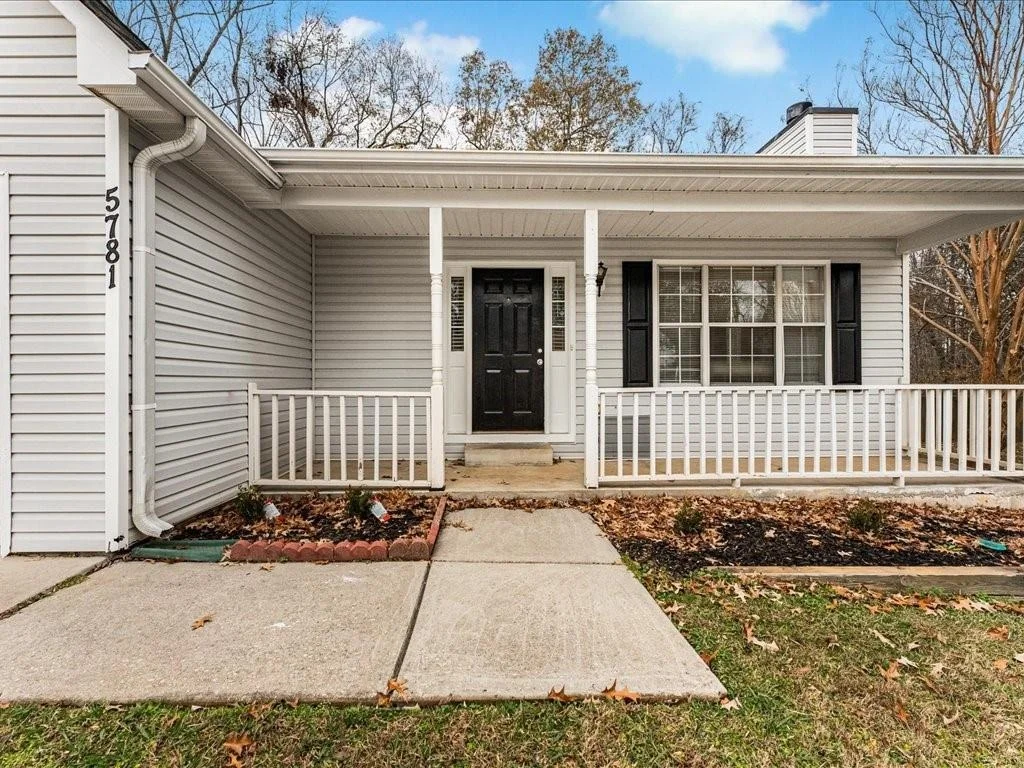 Photo of 5781 Creekside Drive