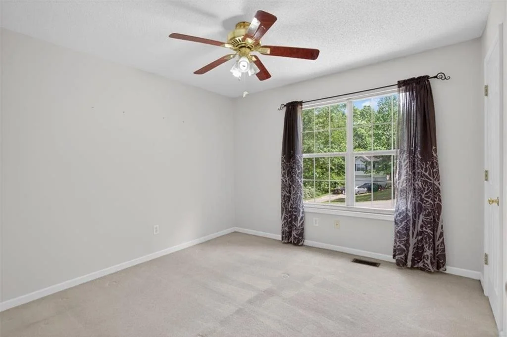 Photo of 402 Deer Run