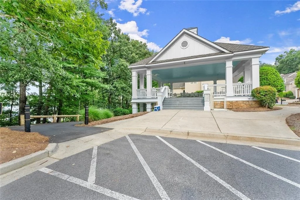 Photo of 3525 Water Front Drive