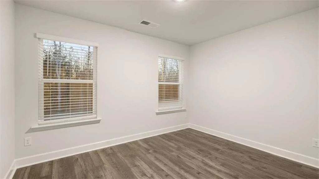 Photo of 490 Beachview Road