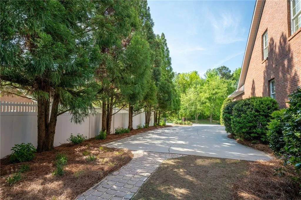 Photo of 203 Laurel Creek Road SE