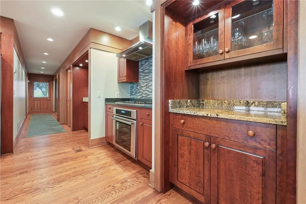 Photo of 202 Sanderlin Mountain Drive N