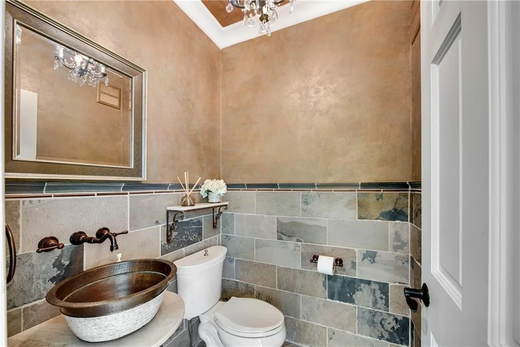 Photo of 9190 Huntcliff Trace