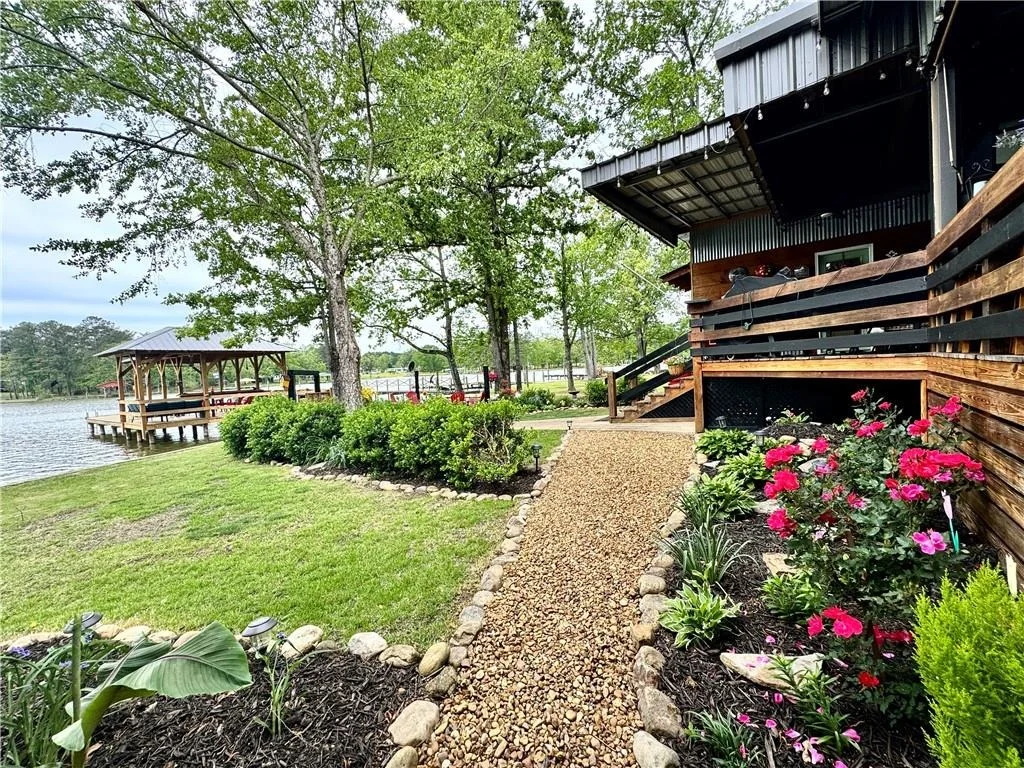 Photo of 1210 County Road 131