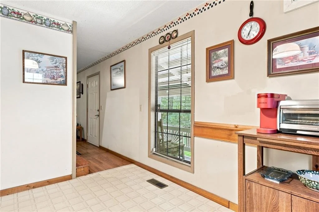 Photo of 1525 Sperin Road