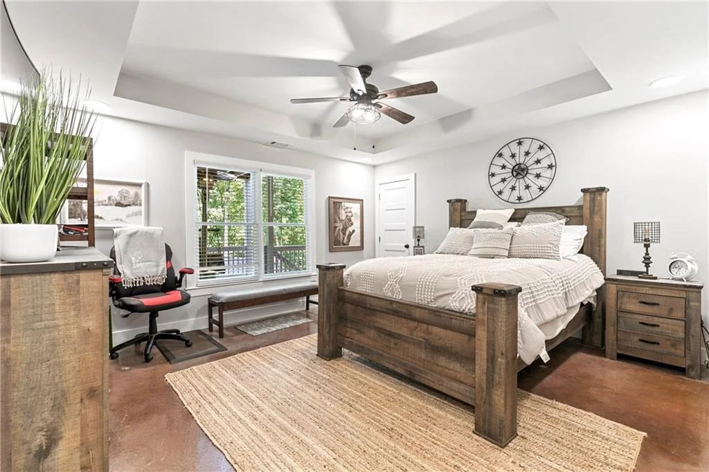 Photo of 151 Wilshire Drive