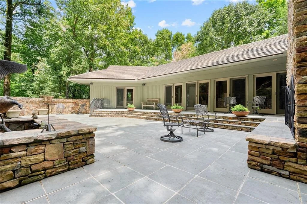 Photo of 202 Sanderlin Mountain Drive N