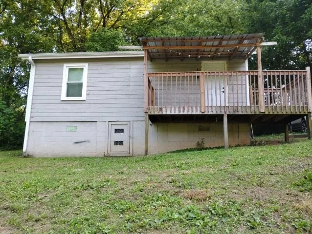 Photo of 2742 Camp Road