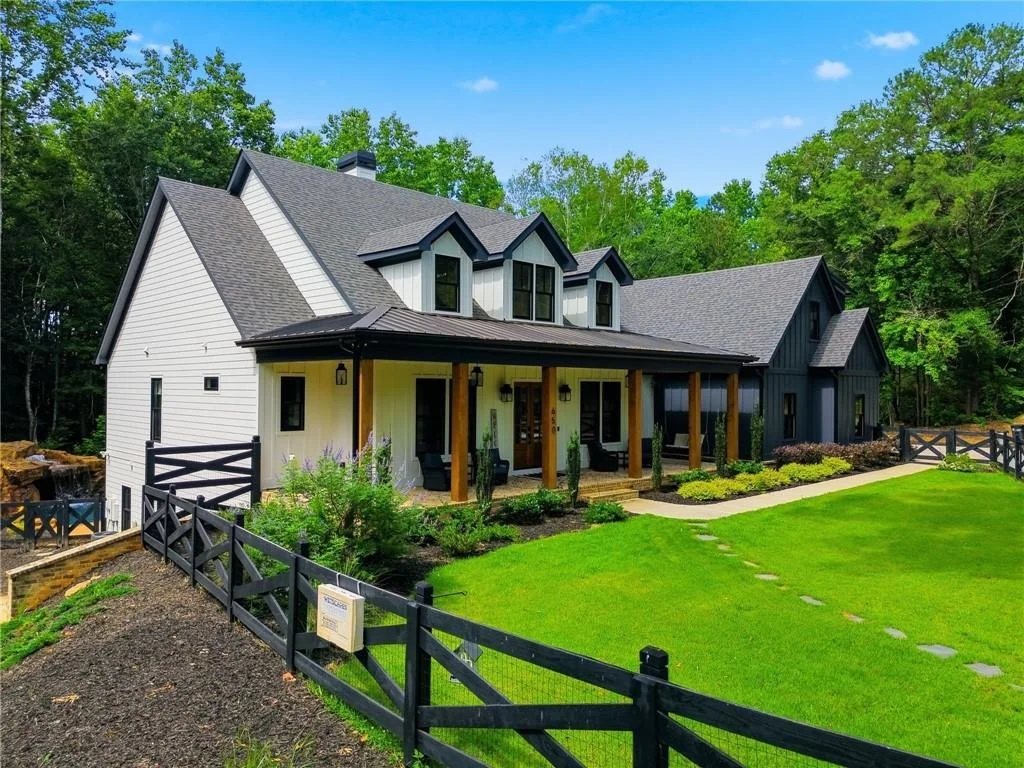 Photo of 650 Avery Road