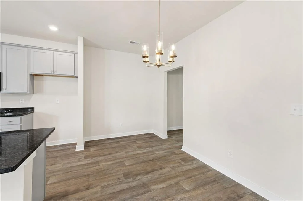 Photo of 355 Jarrett Street