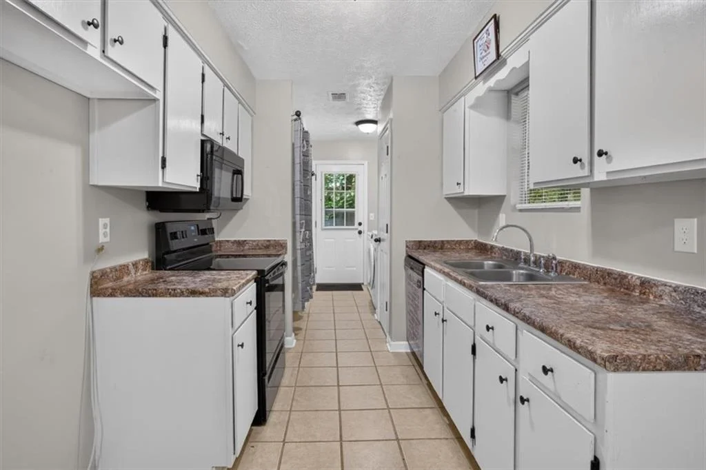 Photo of 129 Whispering Pine Lane NE