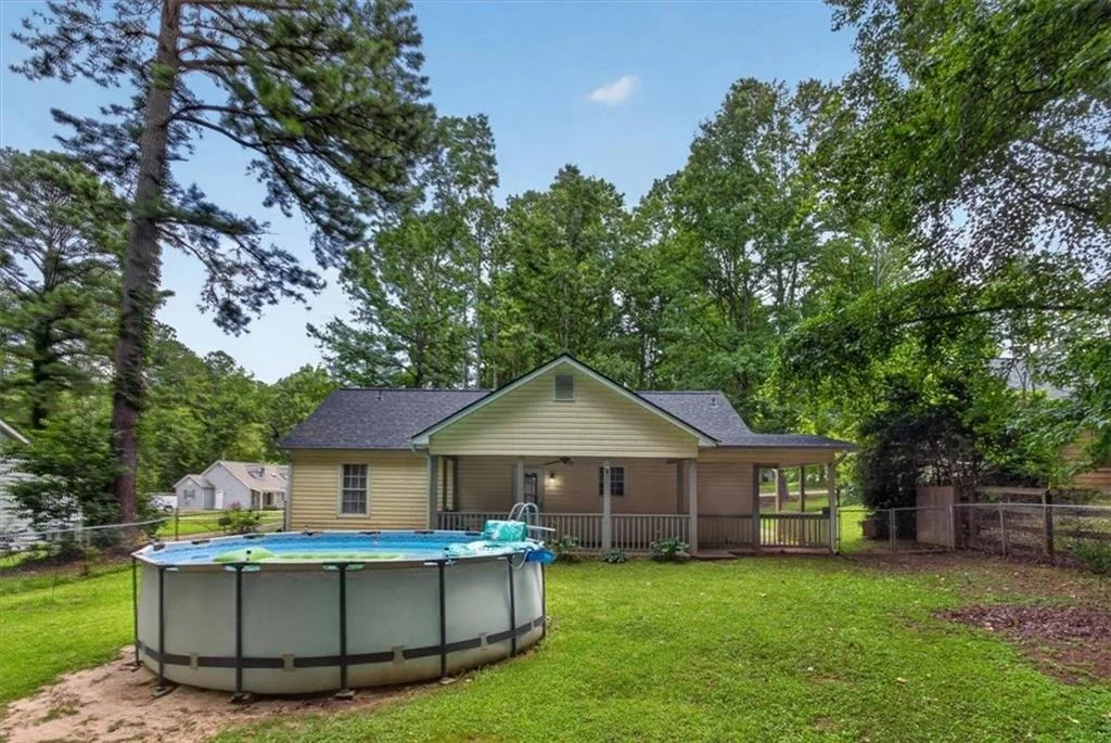 Photo of 129 Whispering Pine Lane NE