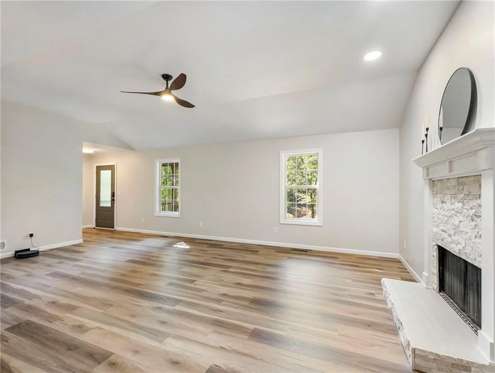 Photo of 3930 Pine Tree Lane