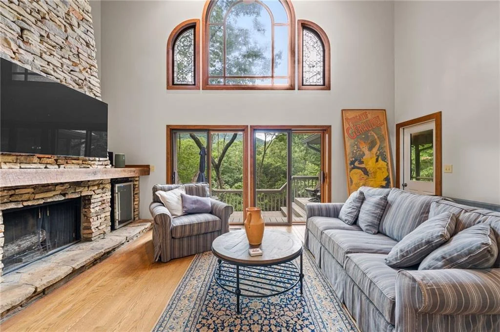 Photo of 4593 Wilderness Parkway