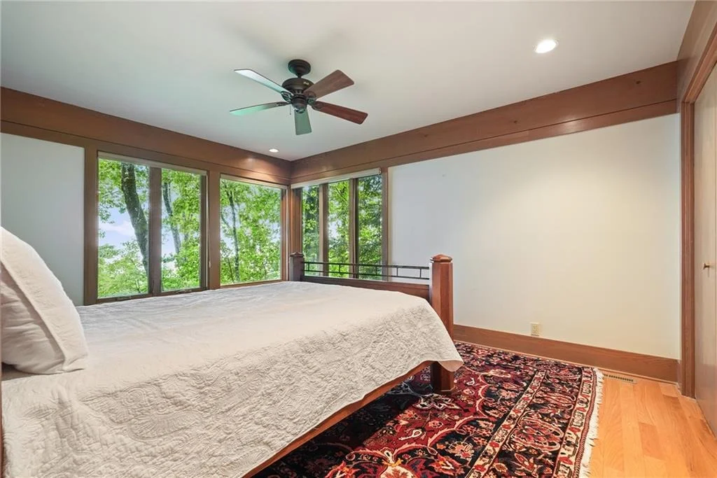Photo of 202 Sanderlin Mountain Drive N