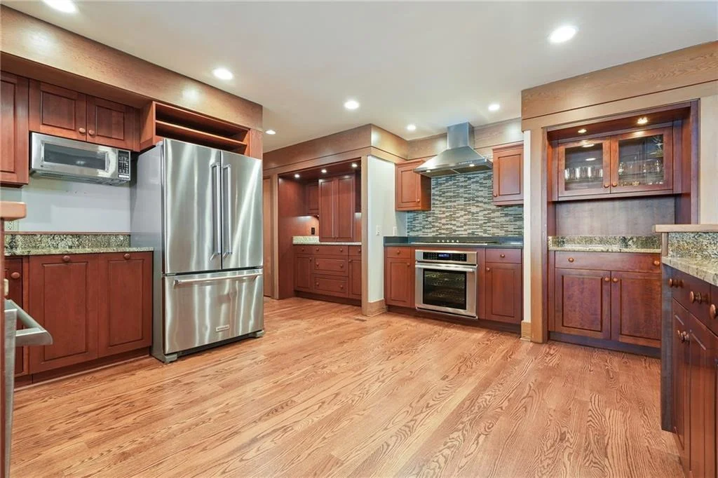 Photo of 202 Sanderlin Mountain Drive N