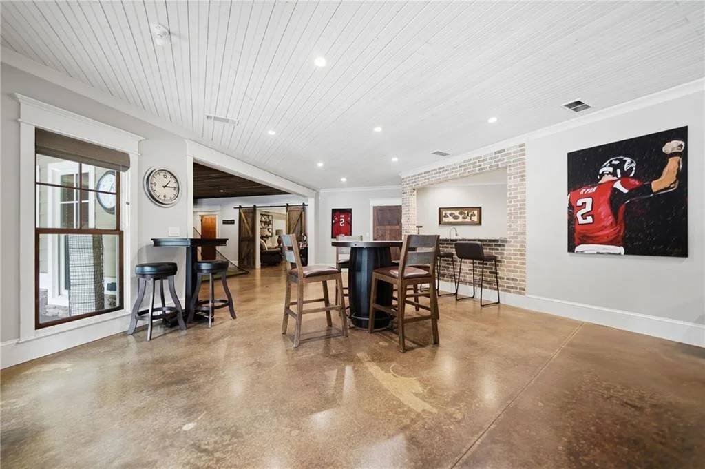 Photo of 457 Arlington Way