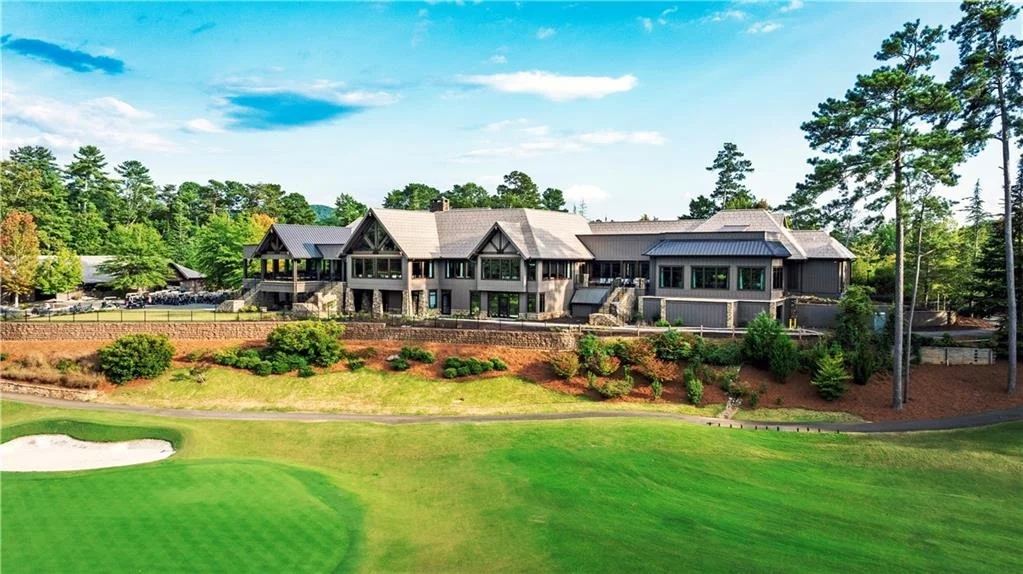 Photo of 595 Wake Robin Drive