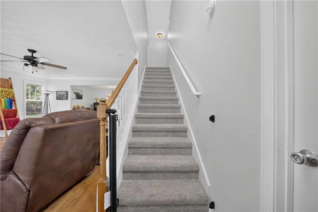 Photo of 481 Lisa Circle