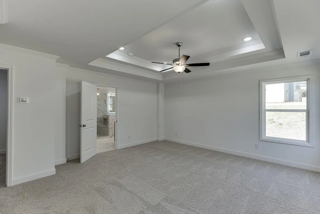 Photo of 979 Lakeview