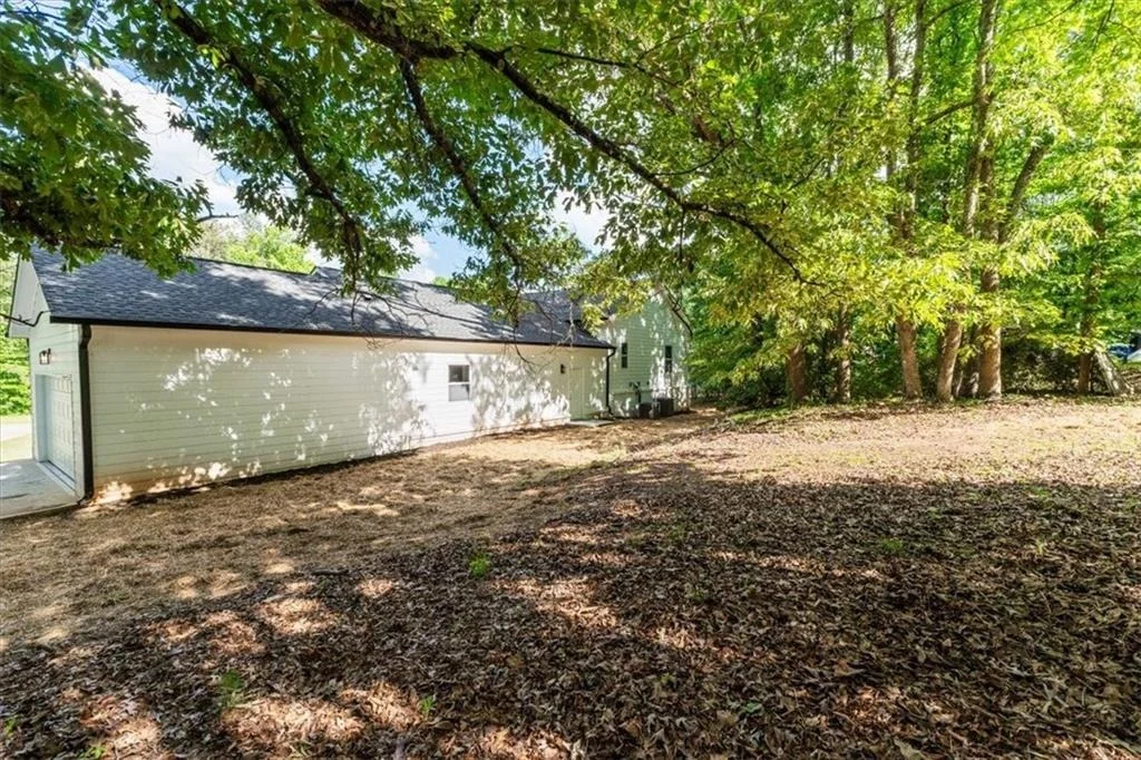 Photo of 6885 Silver Maple Trail