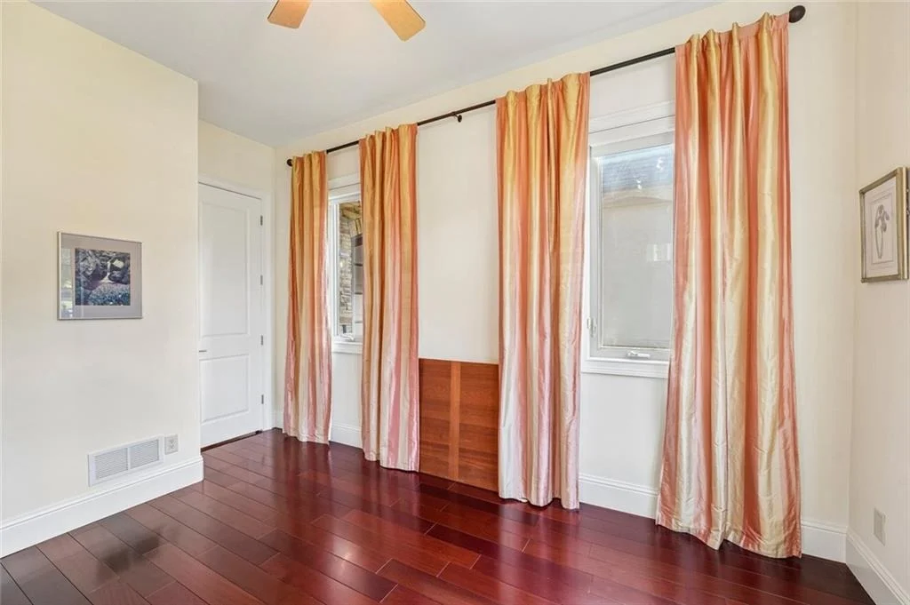 Photo of 233 Towering Peaks