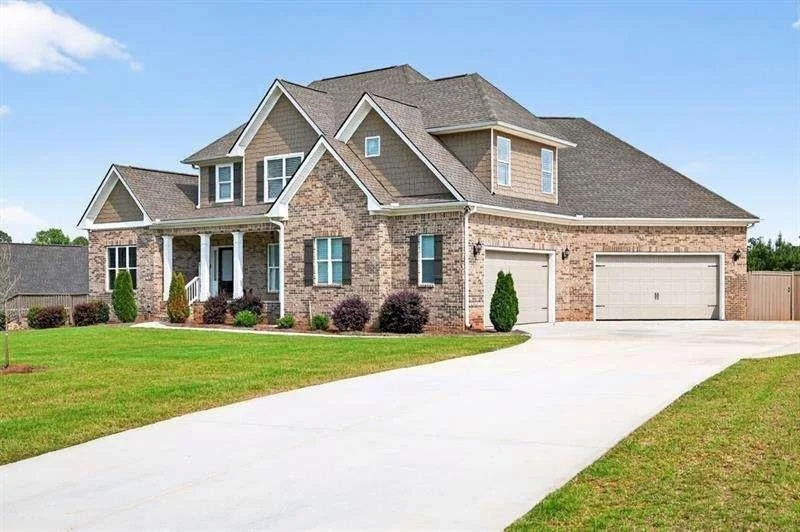 Photo of 2112 Meadowood Cove