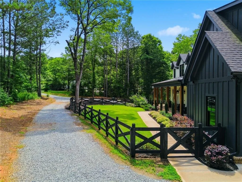 Photo of 650 Avery Road
