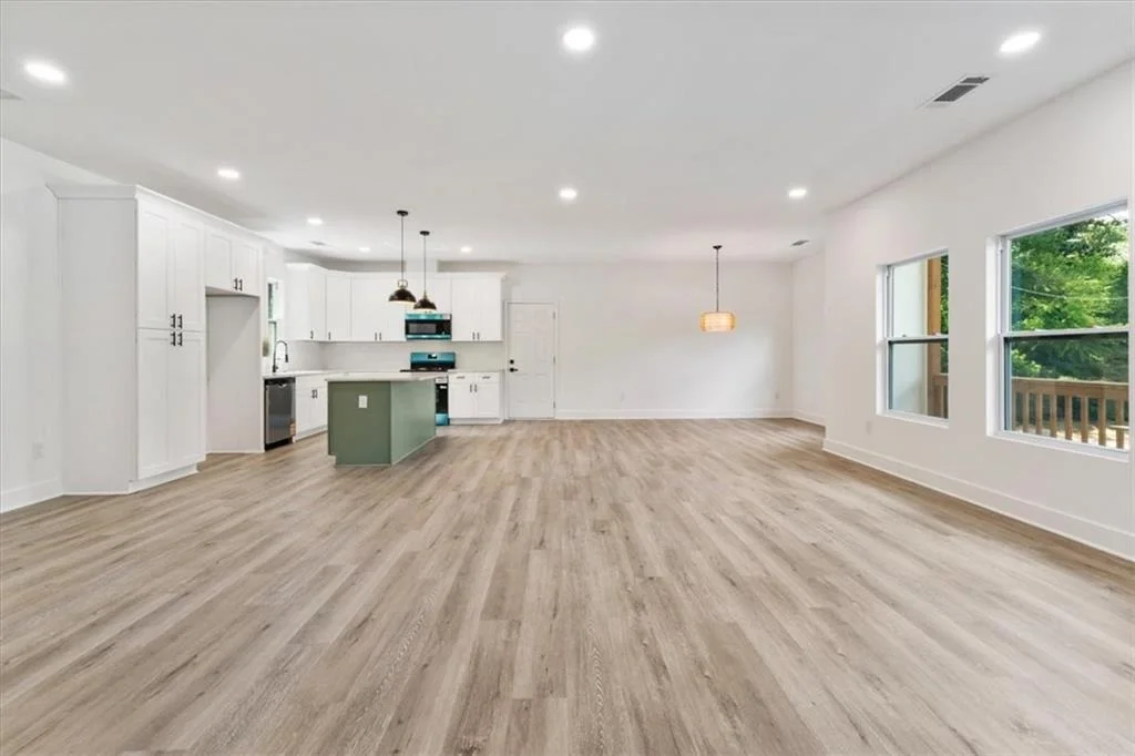 Photo of 6885 Silver Maple Trail