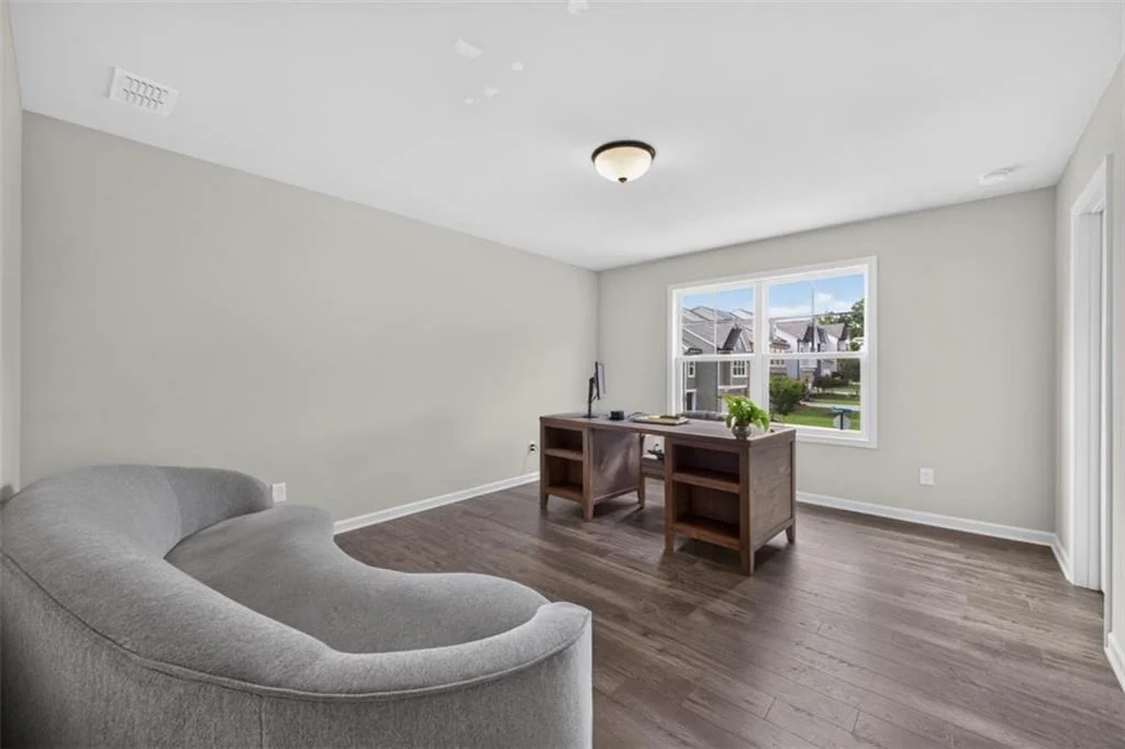 Photo of 2111 Westside Drive