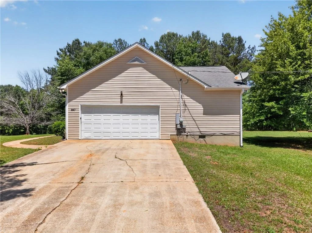 Photo of 240 Ashley Trace Drive