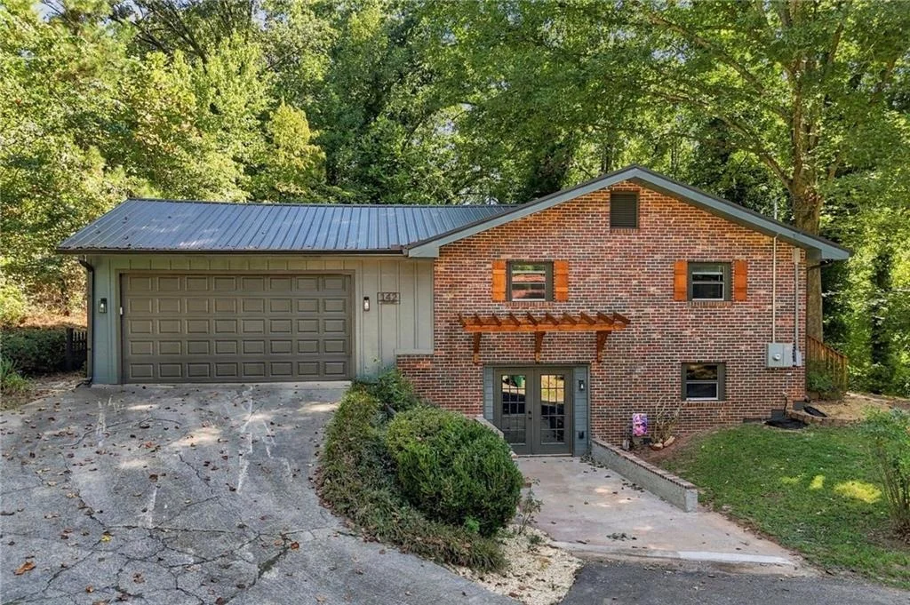 Photo of 142 Ann Drive