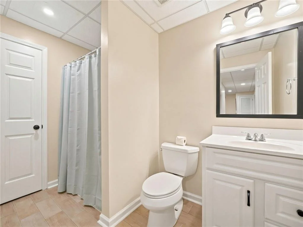 Photo of 460 Kerry Drive