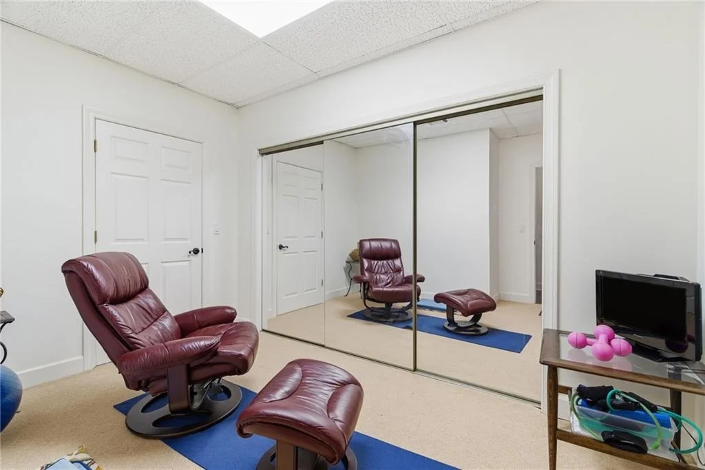 Photo of 739 Summit Drive E
