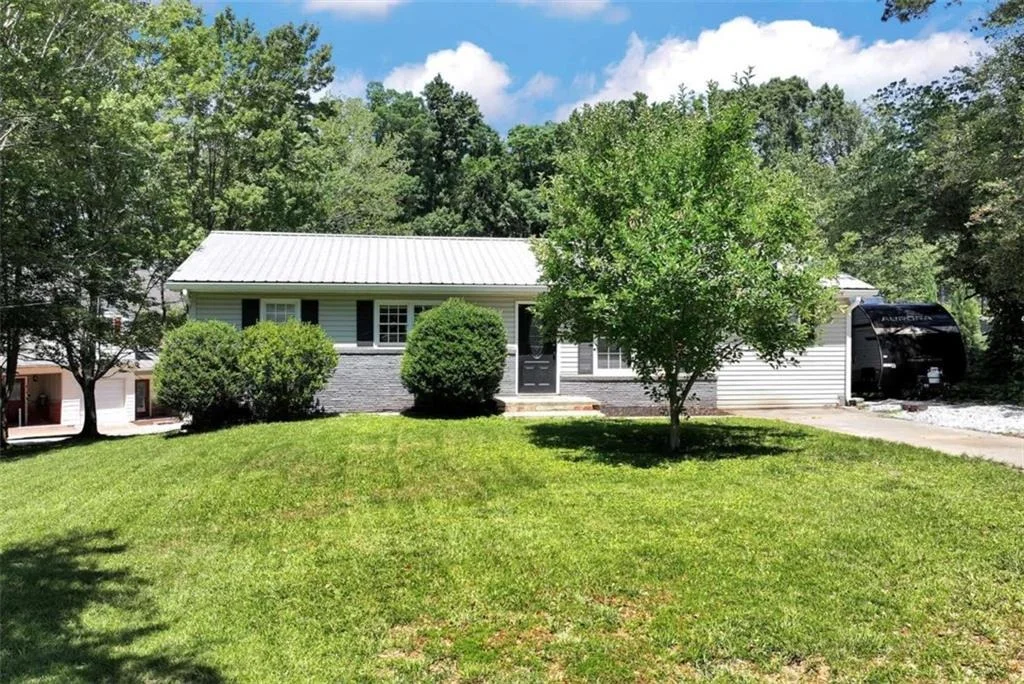 Photo of 295 Tower Heights Road
