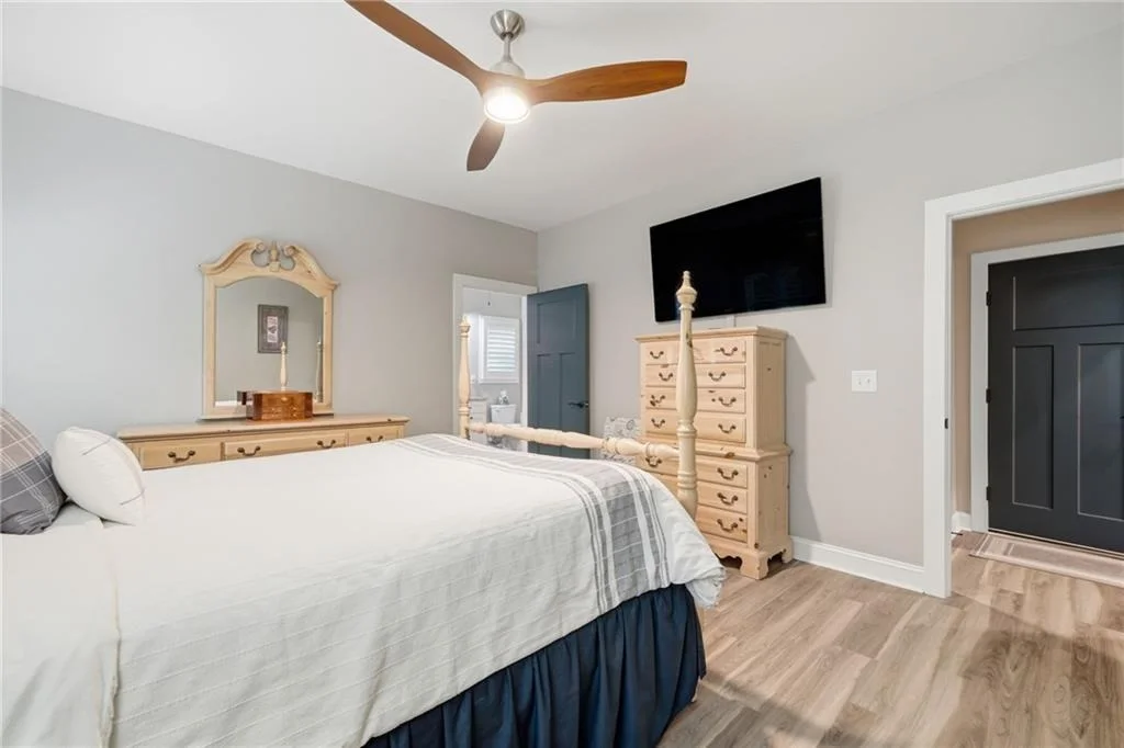 Photo of 221 Windsor Way