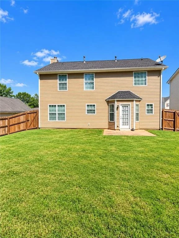 Photo of 40 Greenway Drive